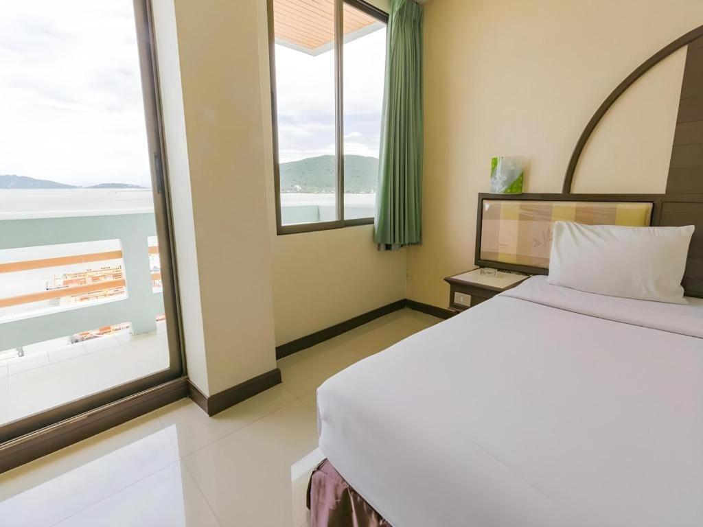 Lake Inn Hotel Songkhla Exterior photo