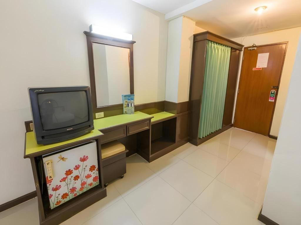 Lake Inn Hotel Songkhla Exterior photo