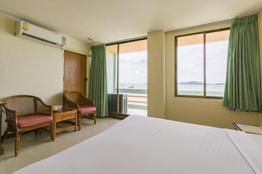 Lake Inn Hotel Songkhla Exterior photo