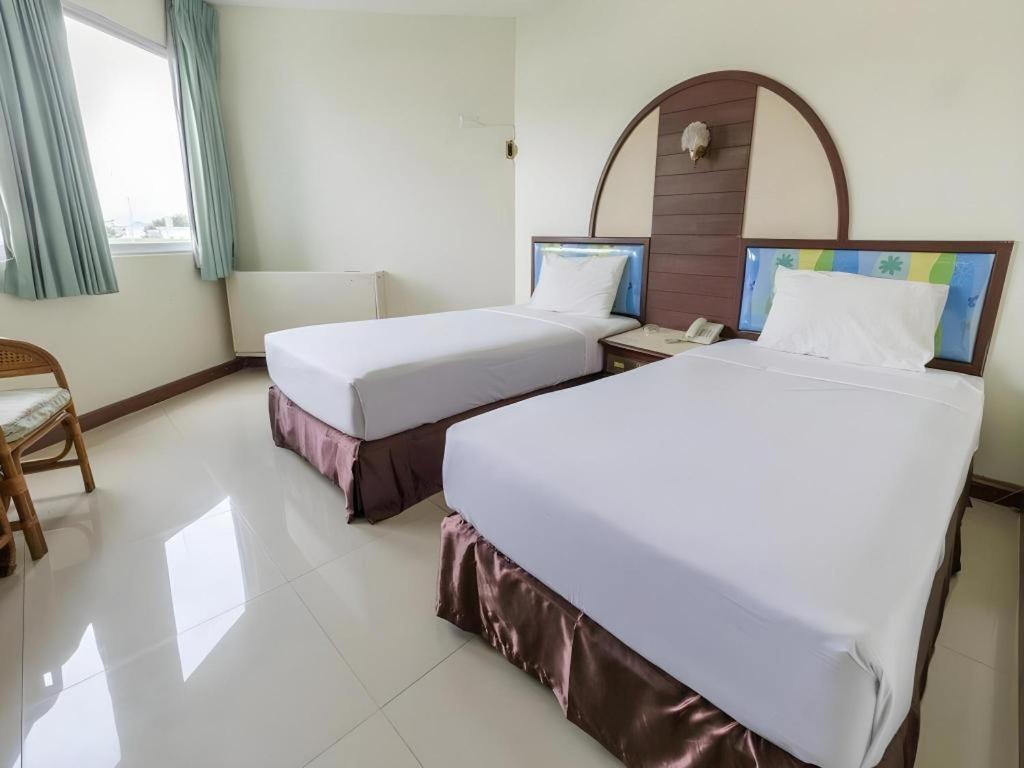 Lake Inn Hotel Songkhla Exterior photo