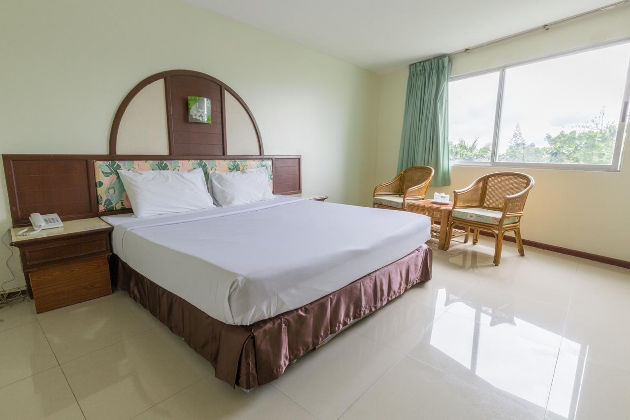 Lake Inn Hotel Songkhla Exterior photo