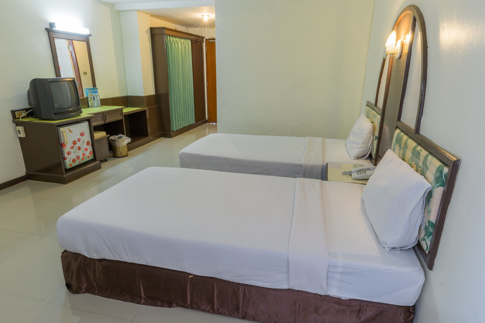 Lake Inn Hotel Songkhla Exterior photo