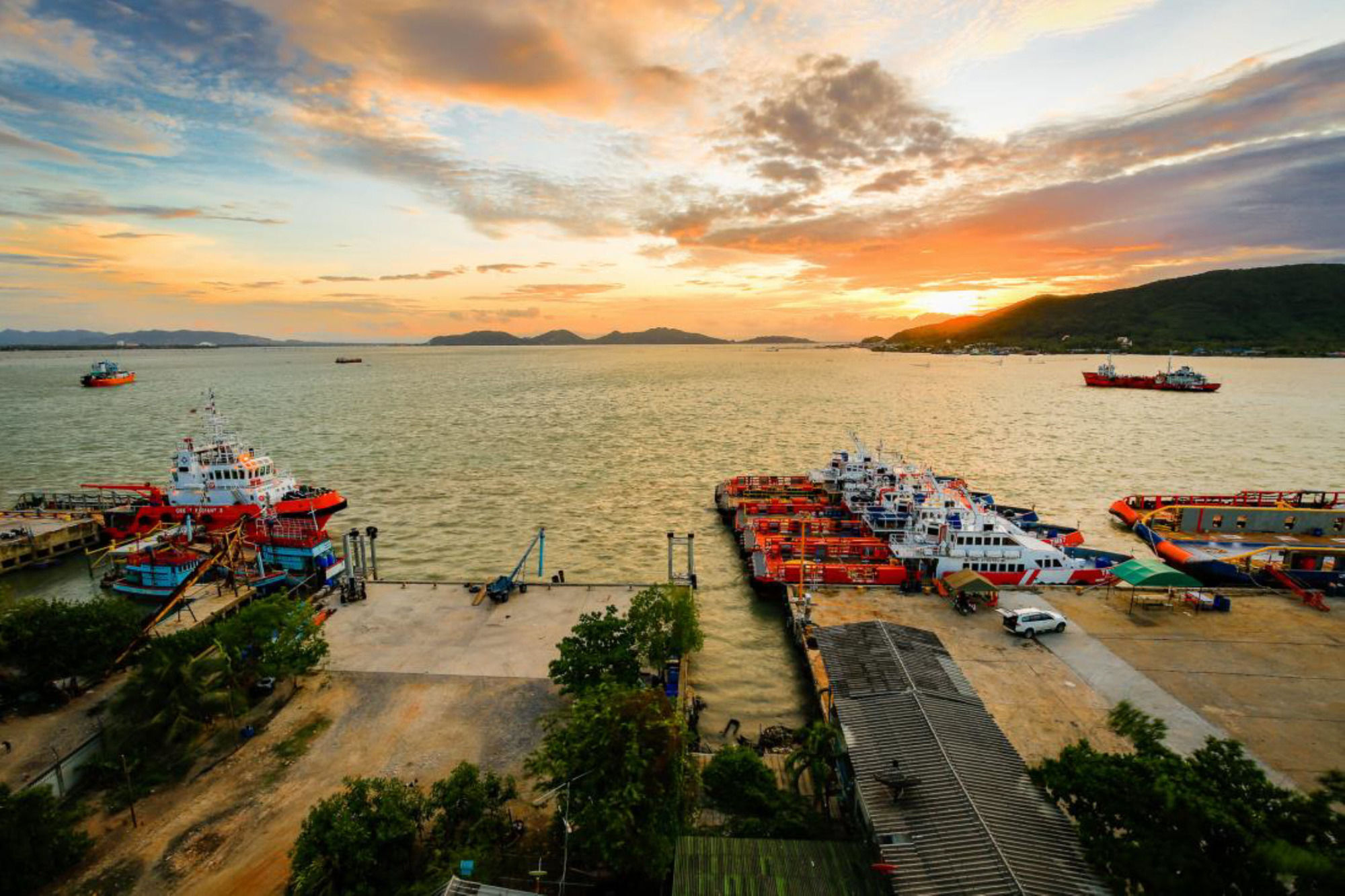Lake Inn Hotel Songkhla Exterior photo